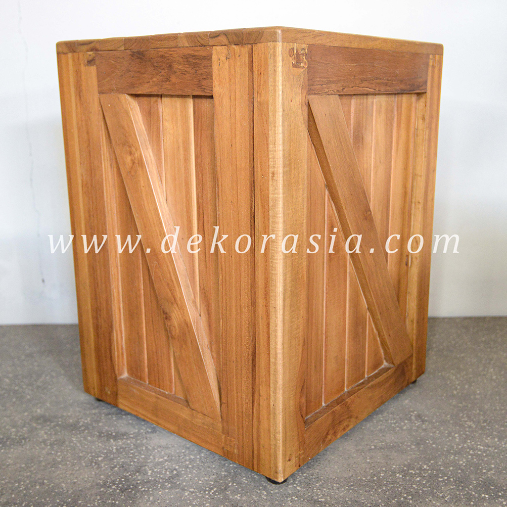 Teak Barn Stool with Rubber Feet – Wooden Stools Decoration