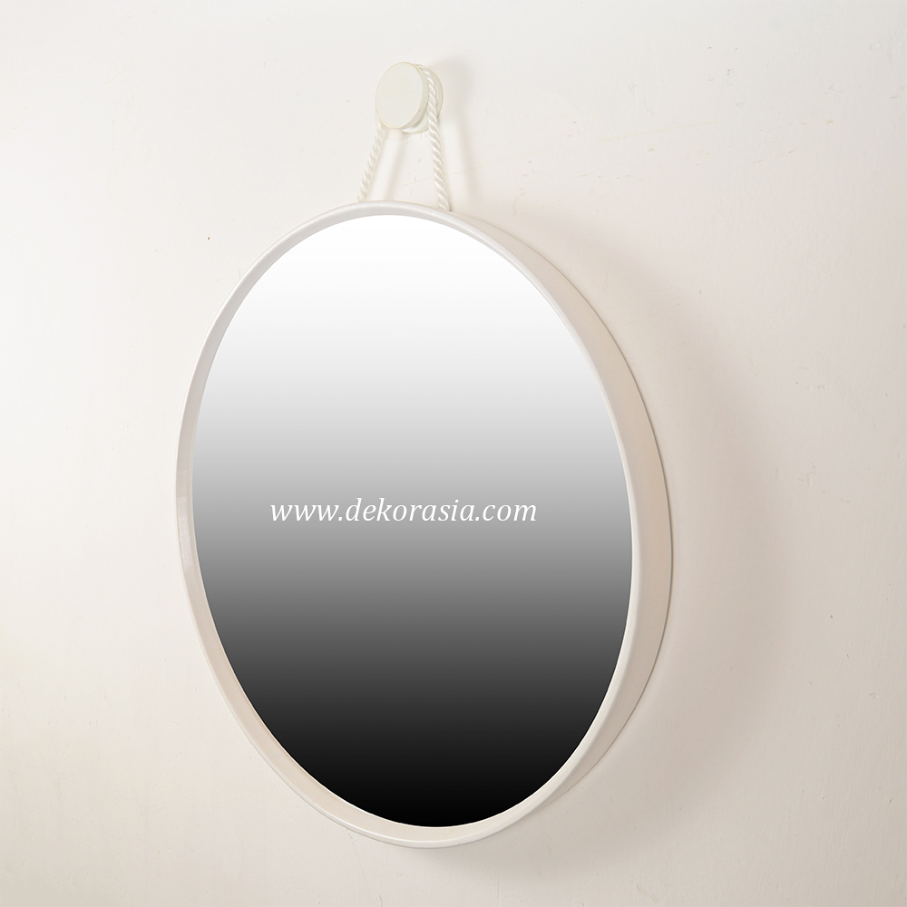 White Round Mirror